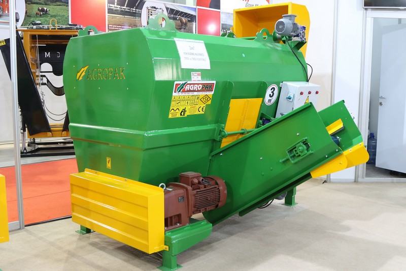 TALHA Konya yem karma makinaları,raylı yem karma makinası,dikey helezonlu yem karma makinası