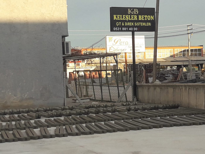 KELEÅžLER; Konya beton çit direği, dikenli tel montajı, tel örgü tel montajı, çim çit montajı