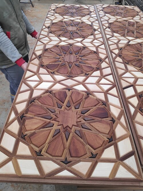 HAMLE Konya el oyma vali konağı kapısı, kündekari kapı imalatı, ahşap villa kapısı modelleri, villa kapıları 